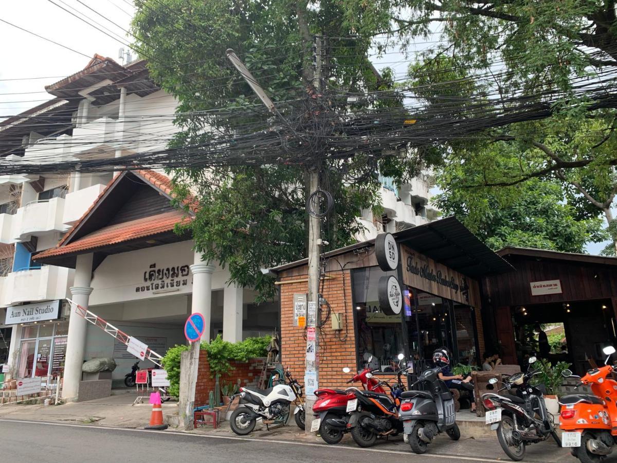 Kiang Mo Gumpuju Bed and Breakfast Chiang Mai Eksteriør billede